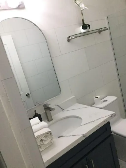 Paddington Terrace 1Br Apt 金斯敦